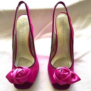 Stunning fuschia pumps